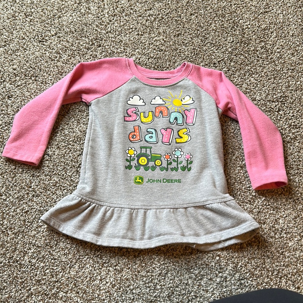 John Deere Top
